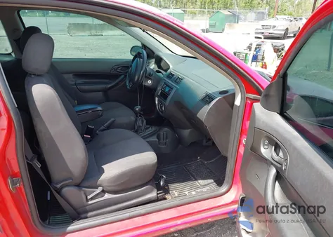 2005 Ford Focus Zx3 from USA, damaged, VIN 3FAFP31N35R126691